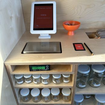 Re Grocery - Where you weigh your own containers before filling up with stuff - Grocery Near Me - Los Angeles, California