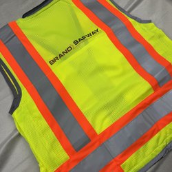 This high-visibility safety vest features clean & durable printing, ensuring your brand is noticed on the job. Need custom workwear? Bingo!