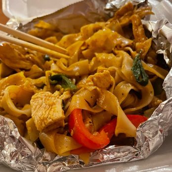 Thai Chilli Pepper Oakfield - Drunken noodle - Thai Near Me - Brandon, Florida
