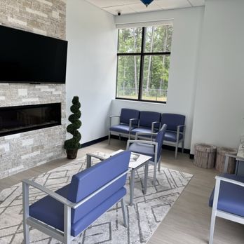 Youngsville Smiles - Lobby - General Dentistry Near Me - Youngsville, North Carolina