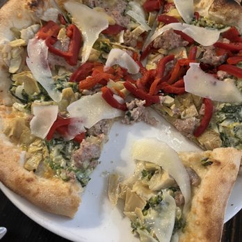 Cypress Hall - Artichoke pizza - New American Near Me - New Bern, North Carolina Cypress Hall - Artichoke pizza - New American Near Me - New Bern, North Carolina