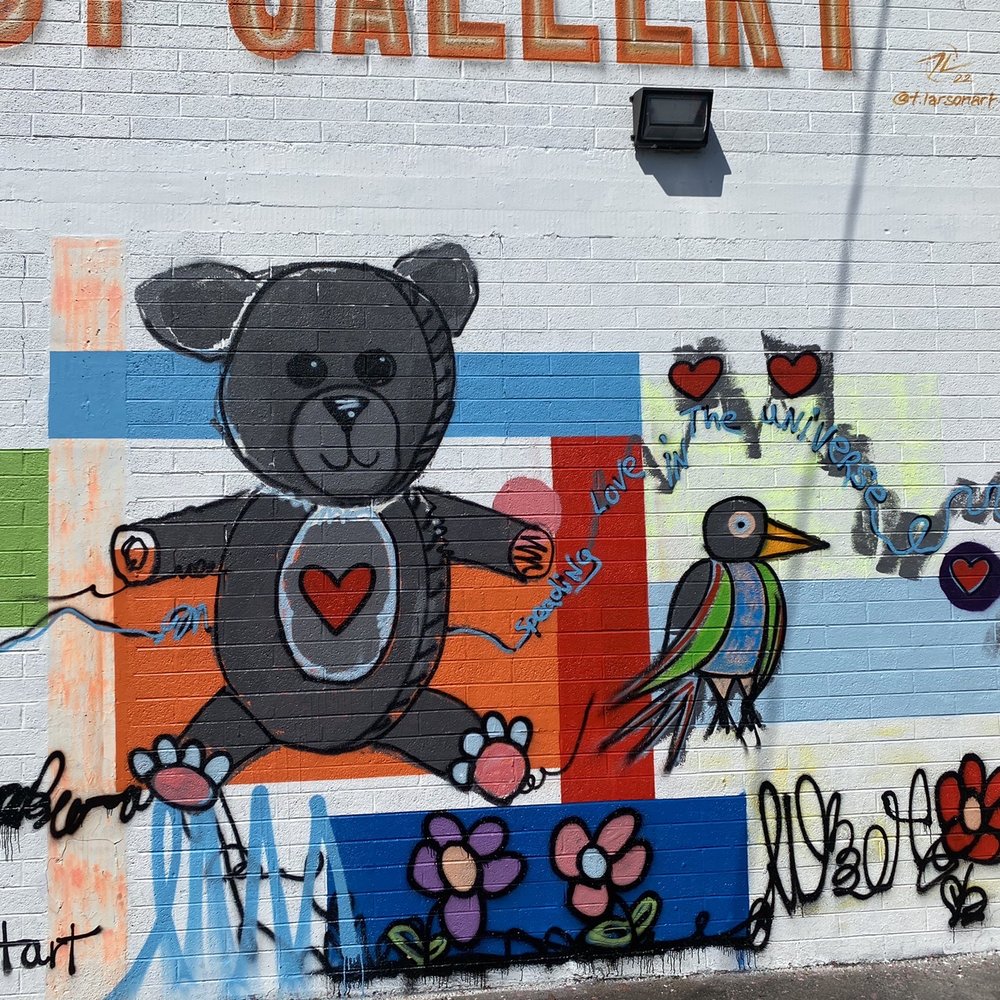 Heart Teddy Bear Mural - Public Art Near Me - Las Vegas, Nevada Heart Teddy Bear Mural - Public Art Near Me - Las Vegas, Nevada