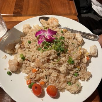AROI Thai - Seafood Thai Fried Rice - Thai Near Me - La Jolla, California AROI Thai - Seafood Thai Fried Rice - Thai Near Me - La Jolla, California
