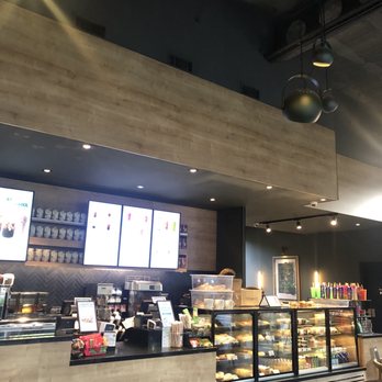 Starbucks - Order counter - Coffee & Tea Near Me - Barcelona, B