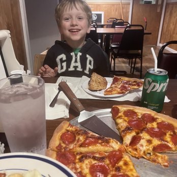 Huey's Place - Pizza - Burgers Near Me - Youngsville, Pennsylvania Huey's Place - Pizza - Burgers Near Me - Youngsville, Pennsylvania