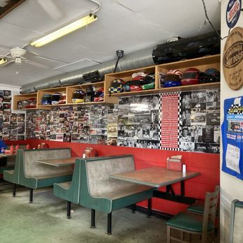 Celebrity's Hotdogs - Interior - Hot Dogs Near Me - Asheville, North Carolina Celebrity's Hotdogs - Interior - Hot Dogs Near Me - Asheville, North Carolina