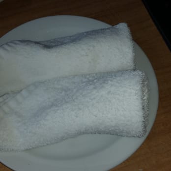 John Max Sports & Wings - Hot towels served after the wings...nice touch!!! - Burgers Near Me - Windsor, Ontario