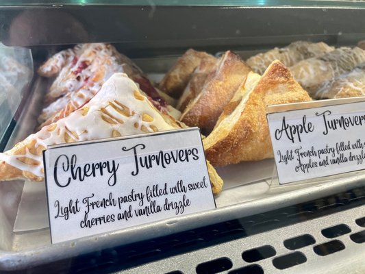 Holmesburg Bakery by null