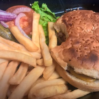 Cafe 126 - BURNED buns, both top and bottom - Breakfast & Brunch Near Me - Ventura, California