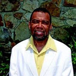 Varnell Gaines, DMD