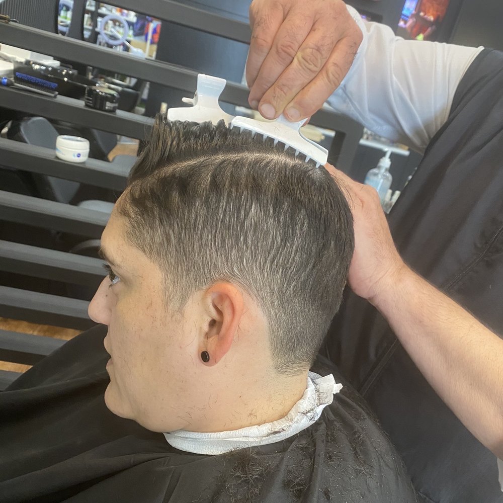 Hourani’s Barbershop - Barbers Near Me - Houston, Texas Hourani’s Barbershop - Barbers Near Me - Houston, Texas