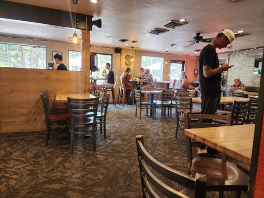 Sprouts Café by null