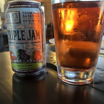 Marlboro Kitchen and Bar - Bars Near Me - Sanborn, New York
