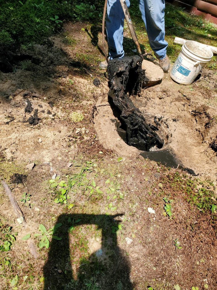 Slide of Brunt Bottomfeeders Septic Pumping