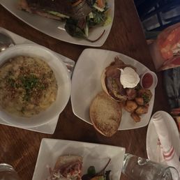 BACON MAC & CHEESE KURANT BURGER SMOKED SALMON CLUB BACON MAC & CHEESE KURANT BURGER SMOKED SALMON CLUB
