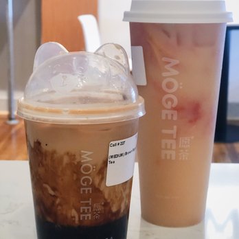 Moge Tee - Medium Brown Suger Bubble Milk Tea + Large Grapefruit Yakult - Bubble Tea Near Me - Chapel Hill, North Carolina