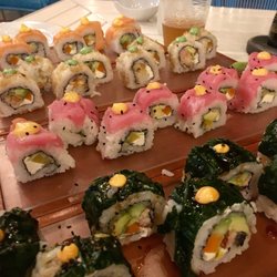 Sand Dollar - (Back to front) Salmon Roll, Dragon Roll, Tuna Roll, Eel Roll. All were very good!