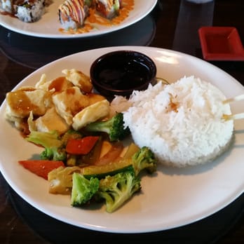 Hana - Tofu teriyaki with white rice and grilled vegetables. - Japanese Near Me - Austintown, Ohio