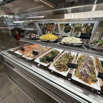 Erewhon - Grocery Near Me - Beverly Hills, California