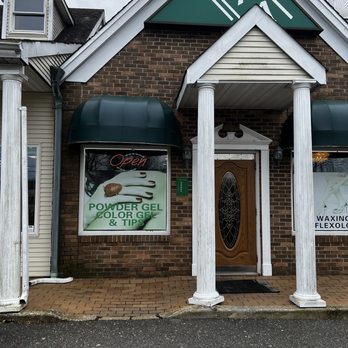 Polished Nail and Spa - Nail Salons Near Me - Mount Sinai, New York