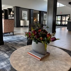 Rolling Green Village - The main lobby, open air and adjacent library.