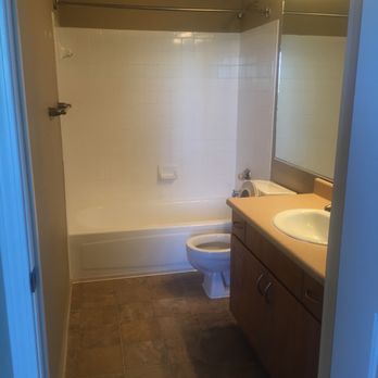 Rosemeade at Olympus Pointe Apartments - Bathroom - Apartments Near Me - Roseville, California Rosemeade at Olympus Pointe Apartments - Bathroom - Apartments Near Me - Roseville, California