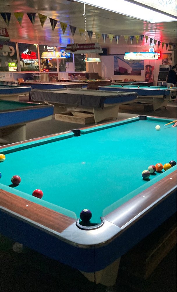 CUE & CUSHION FAMILY RECREATION Updated April 2024 415 S Blosser Rd