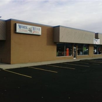 Work Wear Express - Outlet Stores Near Me - Muncie, Indiana