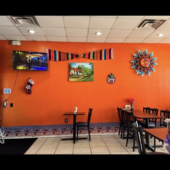 Taqueria Blue Tortilla Restaurant  - Color and vibes - Mexican Near Me - Gilbert, Arizona