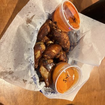 Merlins Pizza - Pizza Near Me - Destin, Florida Merlins Pizza - Pizza Near Me - Destin, Florida