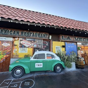 LA VECINDAD - From outside - Tacos Near Me - Las Vegas, Nevada LA VECINDAD - From outside - Tacos Near Me - Las Vegas, Nevada