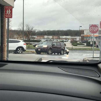 Chick-fil-A - Traffic is often blocked to enter the line from marketplace blvd (didn't know the name of this generic suburban hell road, learned today!) - Fast Food Near Me - Hamilton, New Jersey