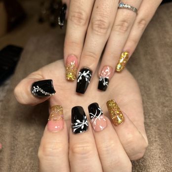 Venus Nails Spa - Beautiful ! Tina nails design - Nail Salons Near Me - Spring, Texas
