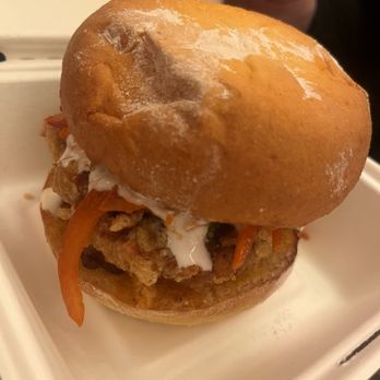 Rowdy Rooster - Chicken Shop Near Me - New York, New York