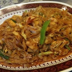 Thai Hut Restaurant - Pad Thai