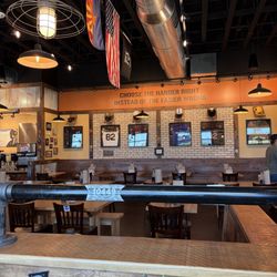 Mission BBQ - Inside