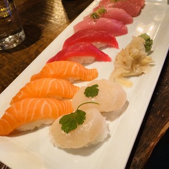 Yamazaru - Nigiri: Salmon, Tuna, yellowtail, toro, scallops - Sushi Bars Near Me - Charlotte, North Carolina Yamazaru - Nigiri: Salmon, Tuna, yellowtail, toro, scallops - Sushi Bars Near Me - Charlotte, North Carolina