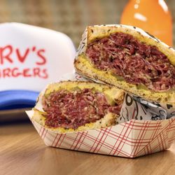Irv's Burgers - Pastrami Sandwich
