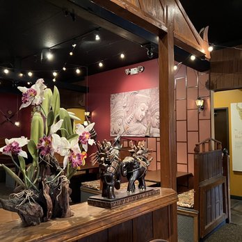 Siam Orchid Thai Restaurant - the interior of the restaurant - Thai Near Me - Dublin, Ohio