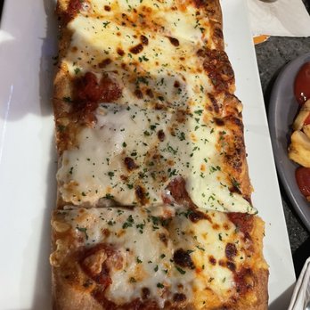 The Burgh Sportz Bar - Margarita flatbread - Sports Bars Near Me - Coraopolis, Pennsylvania