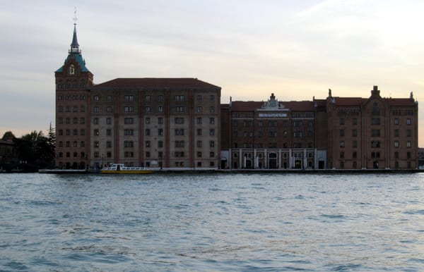 Hilton Molino Stucky Venice by null
