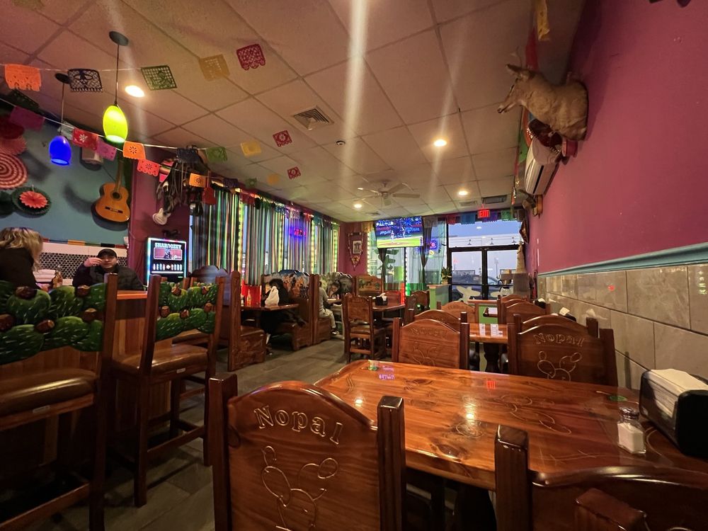 El Nopal Restaurant