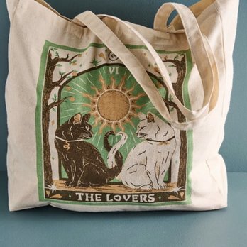 Earthbound Trading Co - Women's Clothing Near Me - Wilmington, North Carolina