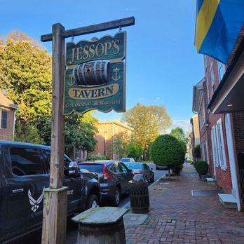Jessop's Tavern - The sign outside of the entrance - American Near Me - New Castle, Delaware