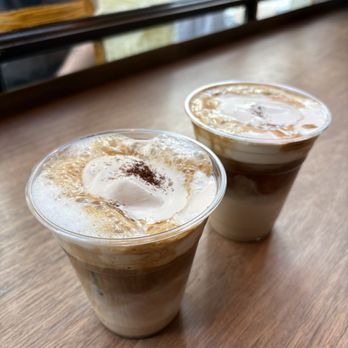 Mandarin Coffee Stand - Vienna w oatmilk - Coffee & Tea Near Me - Pasadena, California