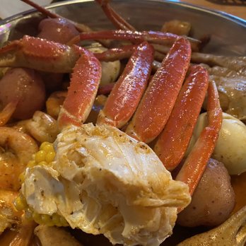 Red Crab - King crab legs & M2. Shrimp (No Head) - Seafood Near Me - Jacksonville, Florida