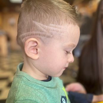 Windsor Barber Shop - Kids of all ages love the shop! - Barbers Near Me - Levittown, Pennsylvania Windsor Barber Shop - Kids of all ages love the shop! - Barbers Near Me - Levittown, Pennsylvania