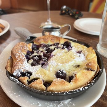 Tilikum Place Cafe - Dutch baby Sweet - New American Near Me - Seattle, Washington