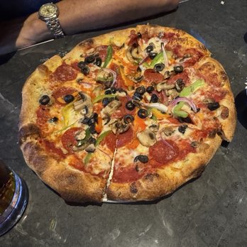 Bubba's 33 - 33 deluxe pizza-very good! - Sports Bars Near Me - College Station, Texas