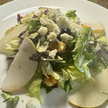 Jamesons Bar & Grill - Great pear salad - Pubs Near Me - Floral Park, New York